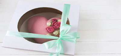 Packing Your Cakes: 4 Factors To Look Out For In Cake Boxes